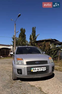 Хэтчбек Ford Fusion 2011 в Киеве