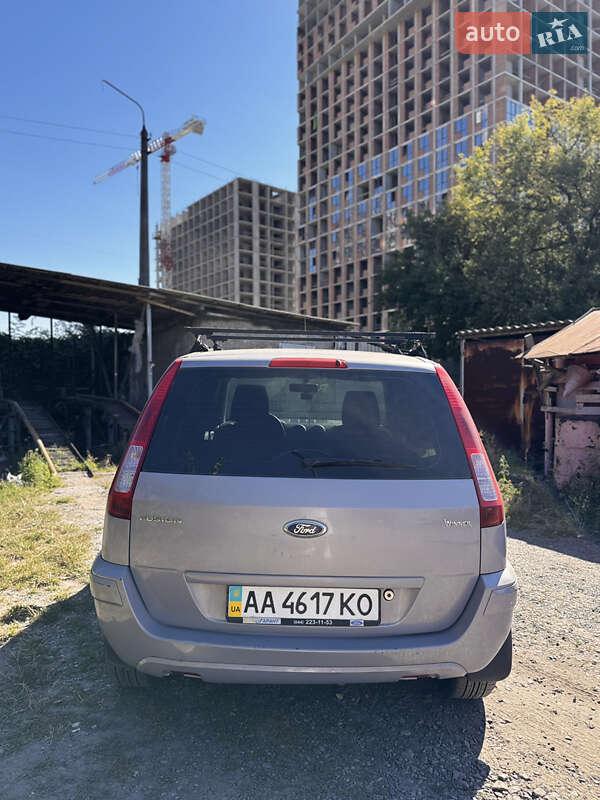 Хетчбек Ford Fusion 2011 в Києві