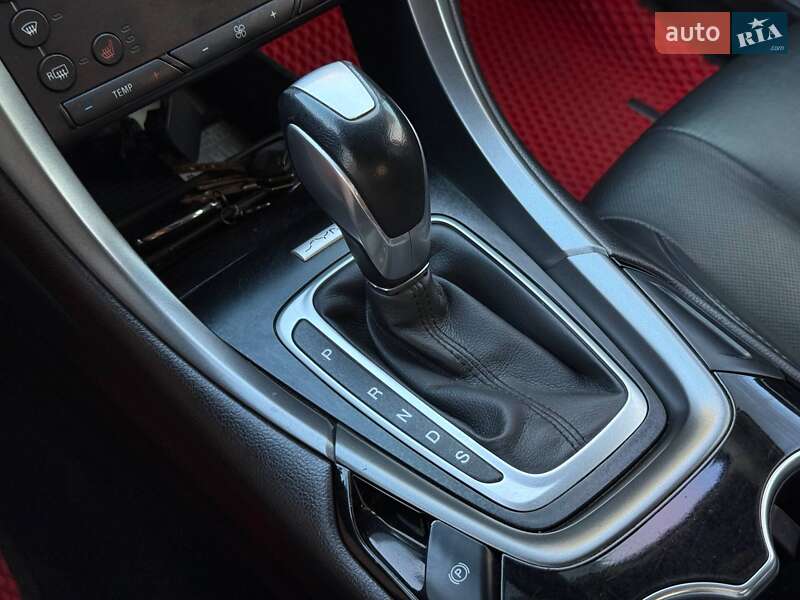 Седан Ford Fusion 2016 в Кривому Розі