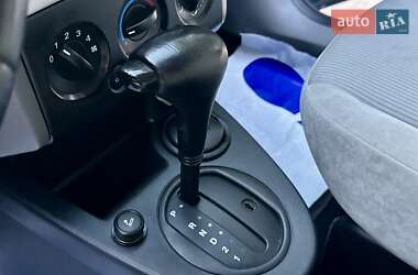 Хэтчбек Ford Fusion 2005 в 
