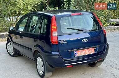 Хэтчбек Ford Fusion 2005 в 