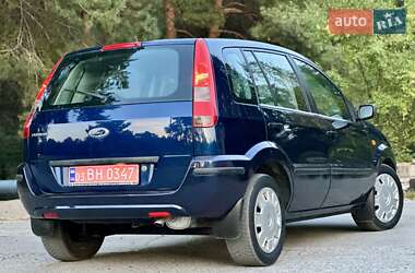 Хэтчбек Ford Fusion 2005 в 
