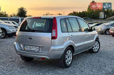 Хэтчбек Ford Fusion 2010 в 