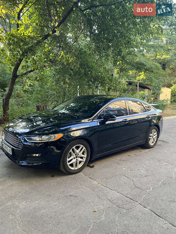 Седан Ford Fusion 2016 в Дніпрі