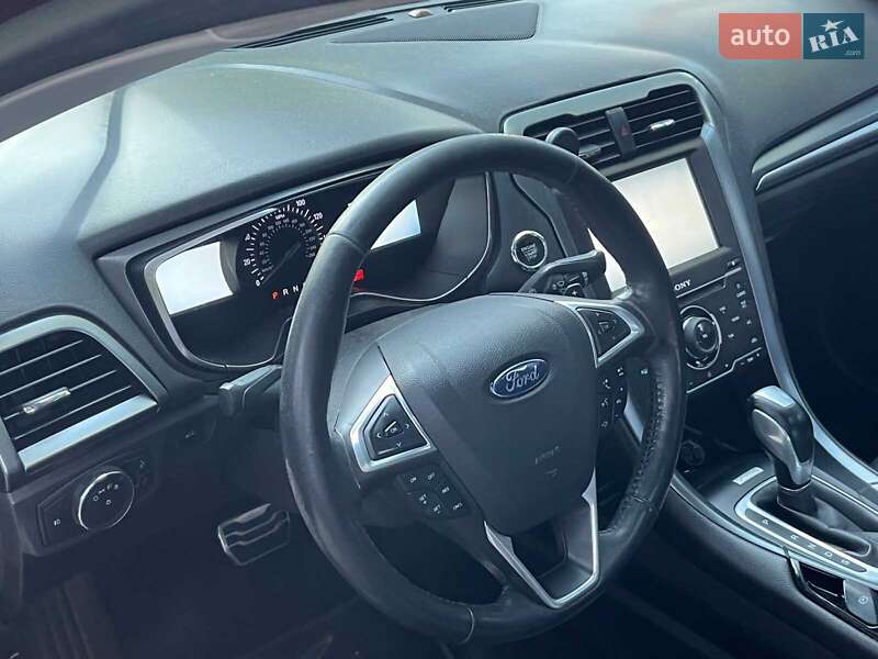 Седан Ford Fusion 2015 в Киеве фото 21 Седан Ford Fusion 2015 в Киеве