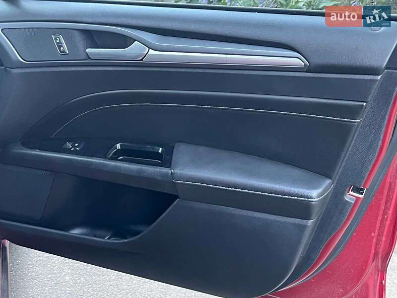 Седан Ford Fusion 2015 в Киеве фото 31 Седан Ford Fusion 2015 в Киеве