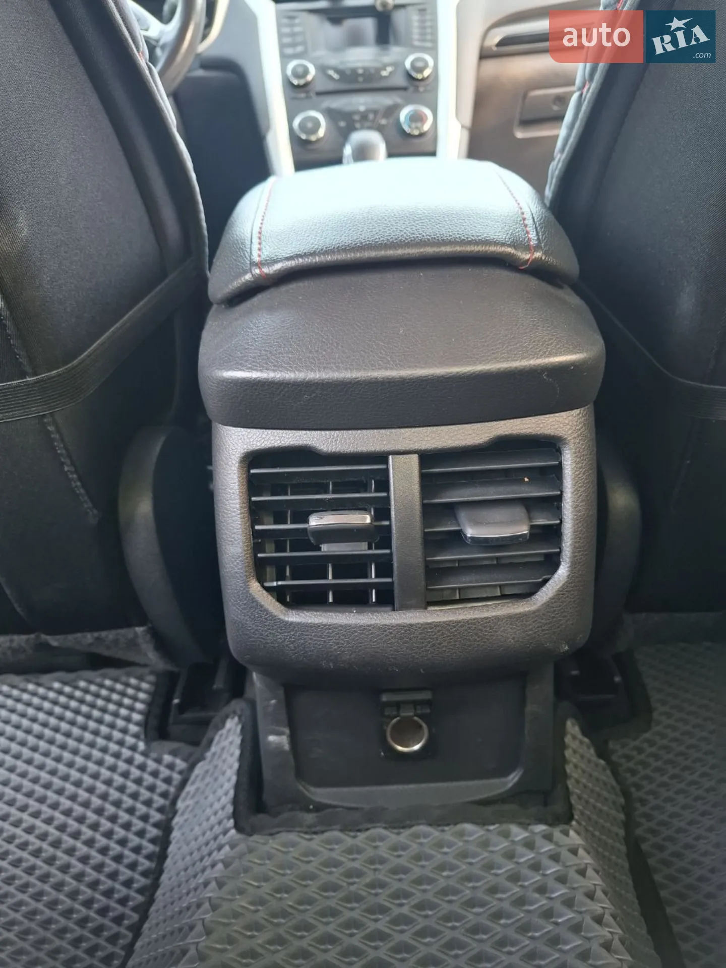 2014 Ford Fusion - мініатюра 39