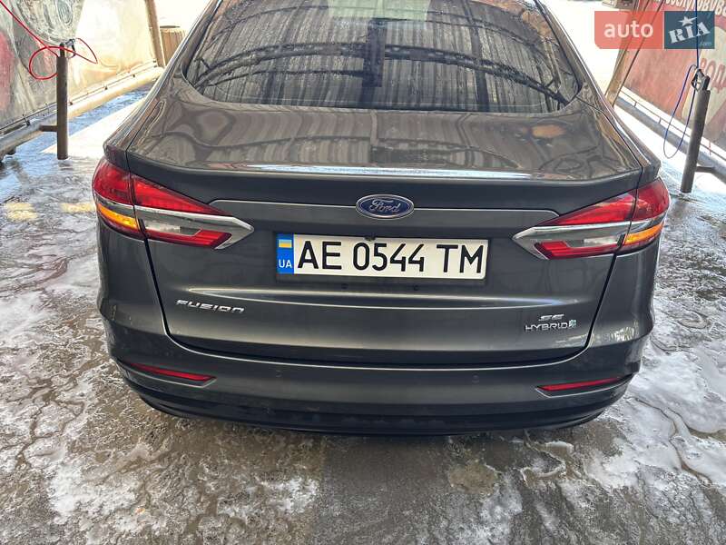 Седан Ford Fusion 2019 в Днепре