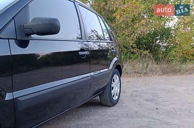 Хэтчбек Ford Fusion 2005 в 