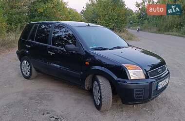 Хэтчбек Ford Fusion 2005 в 
