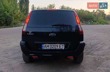 Хэтчбек Ford Fusion 2005 в 