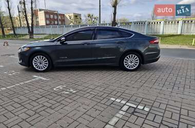 Седан Ford Fusion 2014 в Киеве