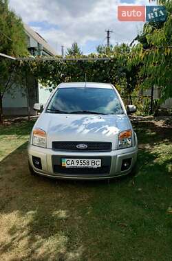 Хетчбек Ford Fusion 2011 в Черкасах