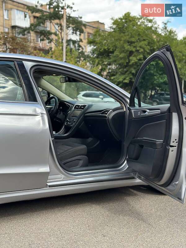 Седан Ford Fusion 2020 в Киеве