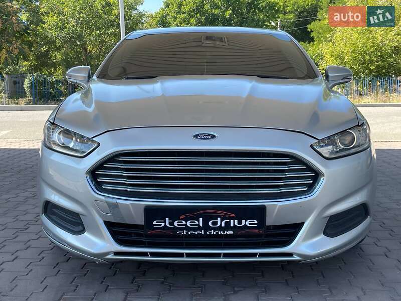 Ford Fusion 2015