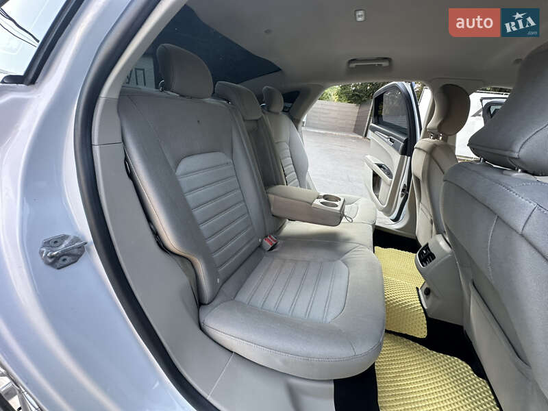 Седан Ford Fusion 2019 в Одессе
