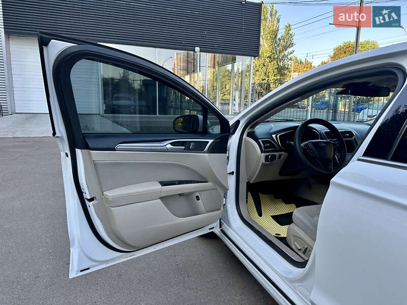 Седан Ford Fusion 2019 в Одессе
