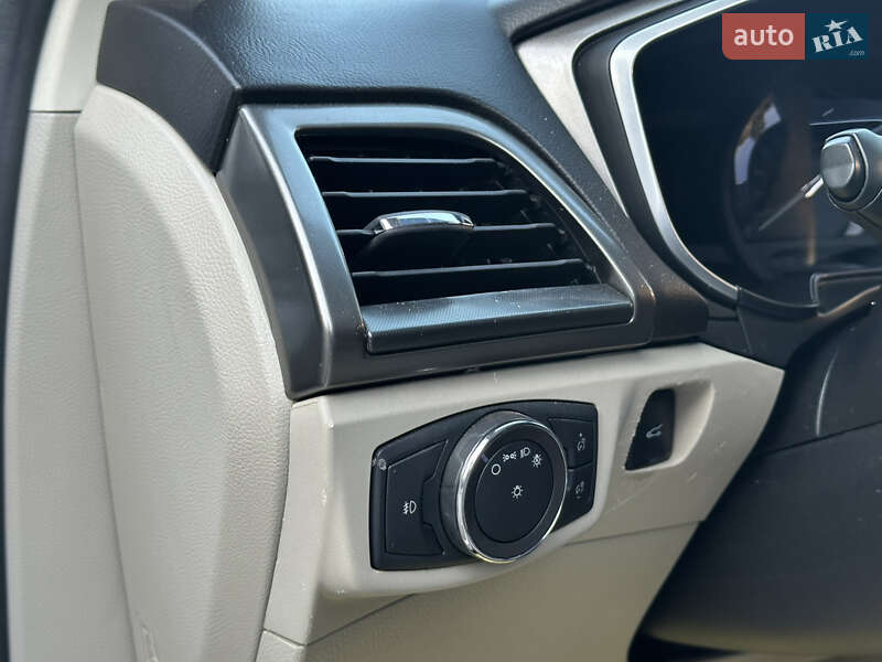 Седан Ford Fusion 2019 в Одессе