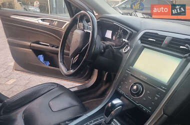Седан Ford Fusion 2012 в Ужгороді