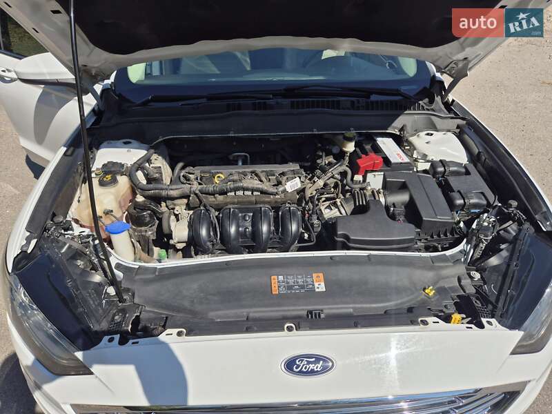 Седан Ford Fusion 2017 в Вінниці