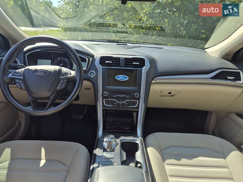 Седан Ford Fusion 2017 в Вінниці