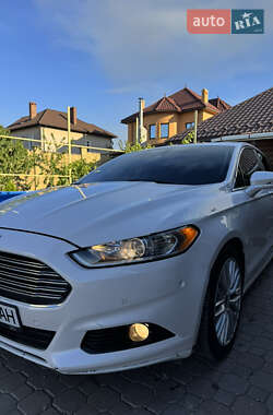 Седан Ford Fusion 2014 в Одесі