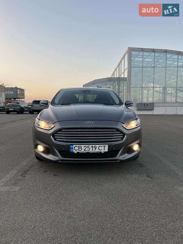 Седан Ford Fusion 2013 в Киеве фото 10 Седан Ford Fusion 2013 в Киеве