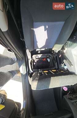 Хэтчбек Ford Fusion 2008 в 
