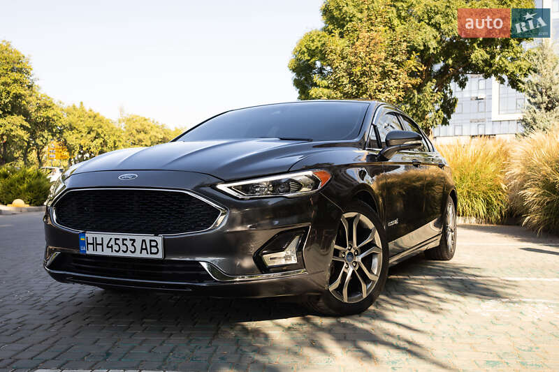 Седан Ford Fusion 2019 в Одессе