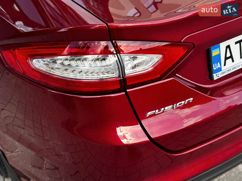 Седан Ford Fusion 2015 в Ивано-Франковске