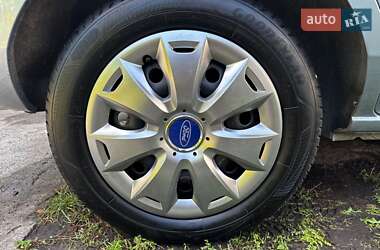 Седан Ford Fusion 2005 в 