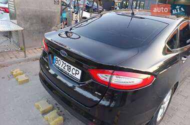Седан Ford Fusion 2014 в 