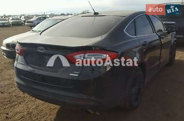Седан Ford Fusion 2016 в 