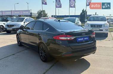 Седан Ford Fusion 2018 в 