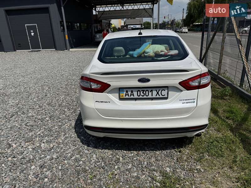 Седан Ford Fusion 2015 в Києві