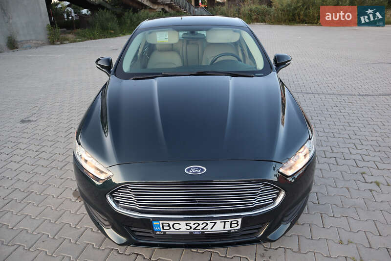 Седан Ford Fusion 2014 в Дрогобичі