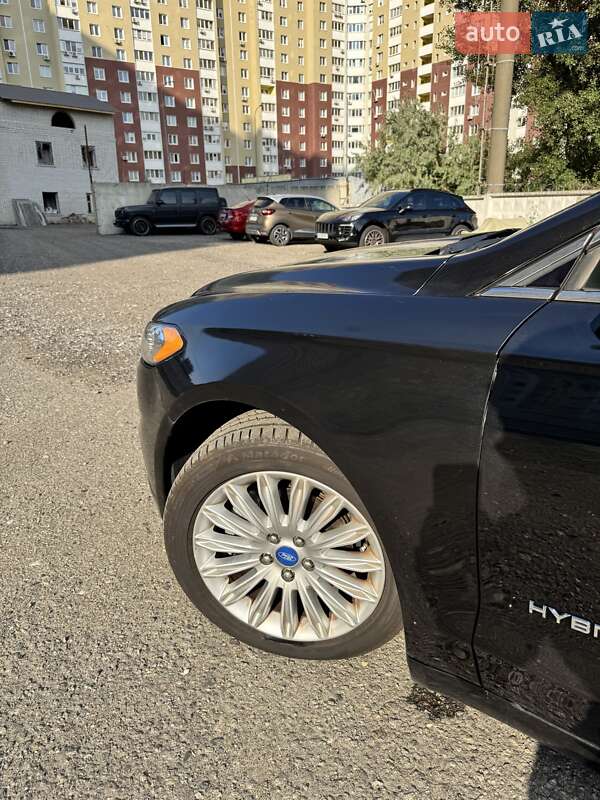 Седан Ford Fusion 2013 в Киеве