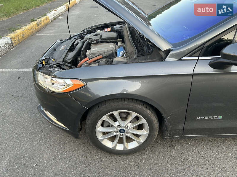 Седан Ford Fusion 2018 в Ирпене