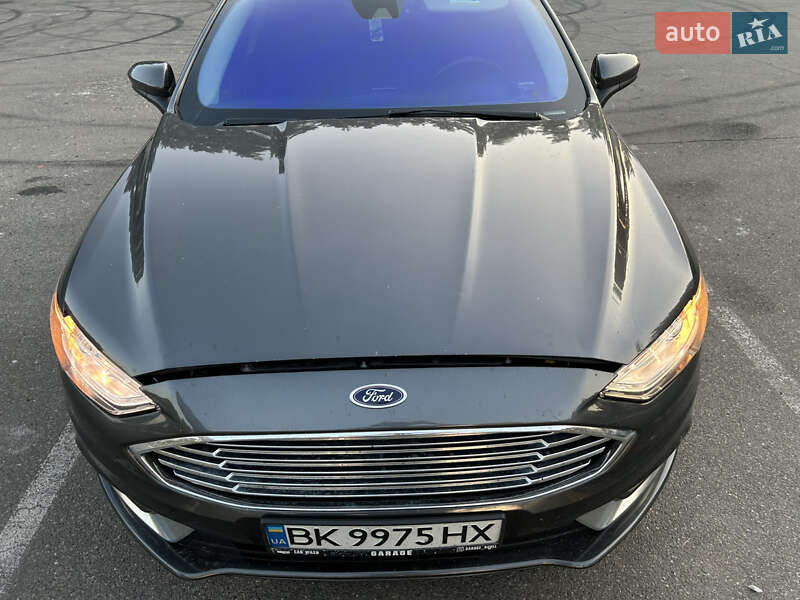 Седан Ford Fusion 2018 в Ирпене