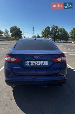 Седан Ford Fusion 2016 в 