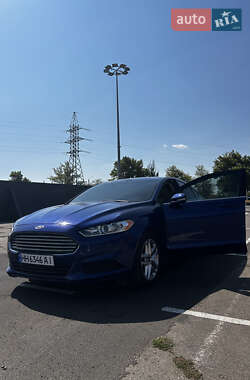 Седан Ford Fusion 2016 в 