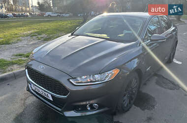 Седан Ford Fusion 2015 в Києві