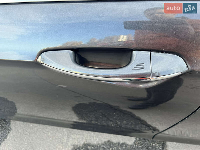 Седан Ford Fusion 2015 в Києві