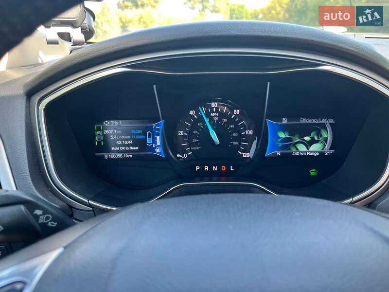 Седан Ford Fusion 2015 в Києві