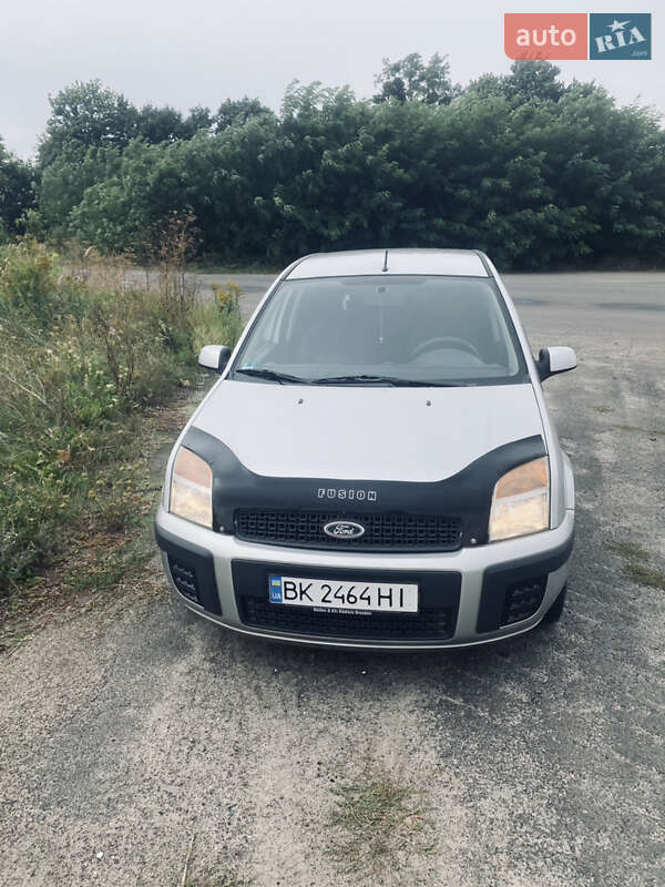 Хэтчбек Ford Fusion 2008 в Шумске фото 22 Хэтчбек Ford Fusion 2008 в Шумске