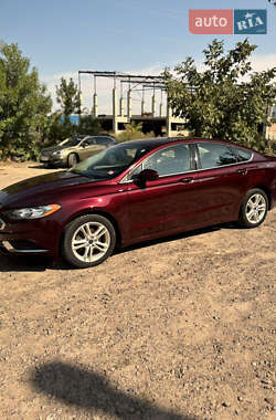 Седан Ford Fusion 2018 в 