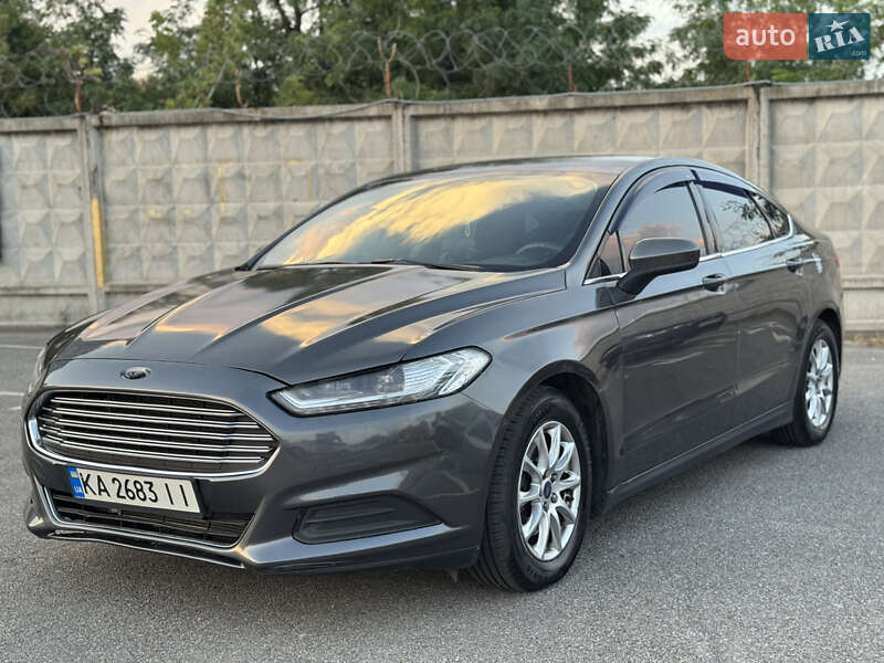 Ford Fusion 2015