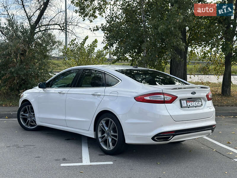 Седан Ford Fusion 2013 в Києві