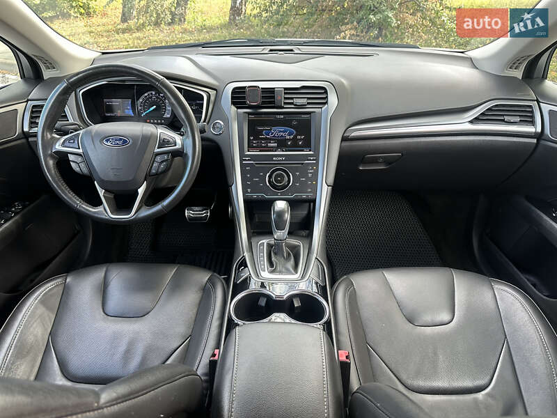 Седан Ford Fusion 2013 в Києві