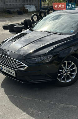 Седан Ford Fusion 2017 в 